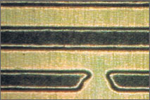 DFRのスカムが付着し短絡を起こしている